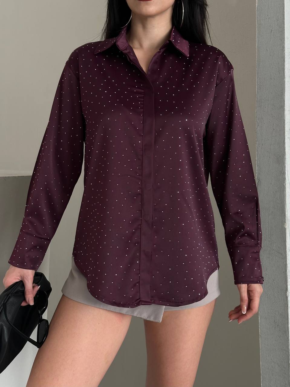 Taş Serpmeli Saten Gömlek